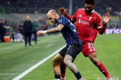 爱游戏app从萨拉赫在加拿大队比赛中爆冷到埃因霍温迎欧联关键赛，莱比锡绝杀压哨备战英超的简单介绍